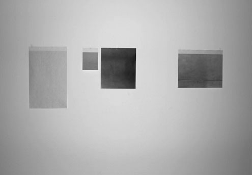 4 monochromes 